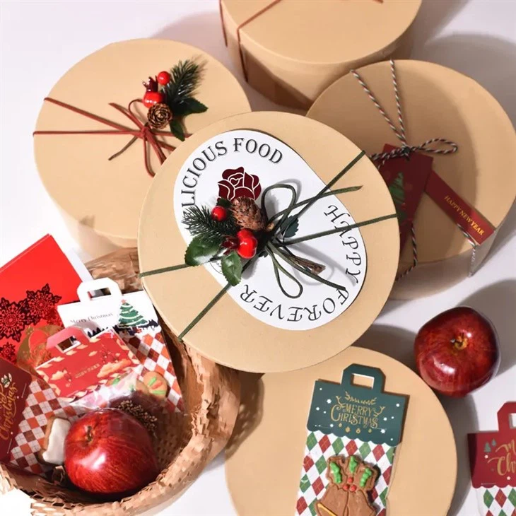 Weihnachtsbäckerei-Geschenkboxen mit Deckel